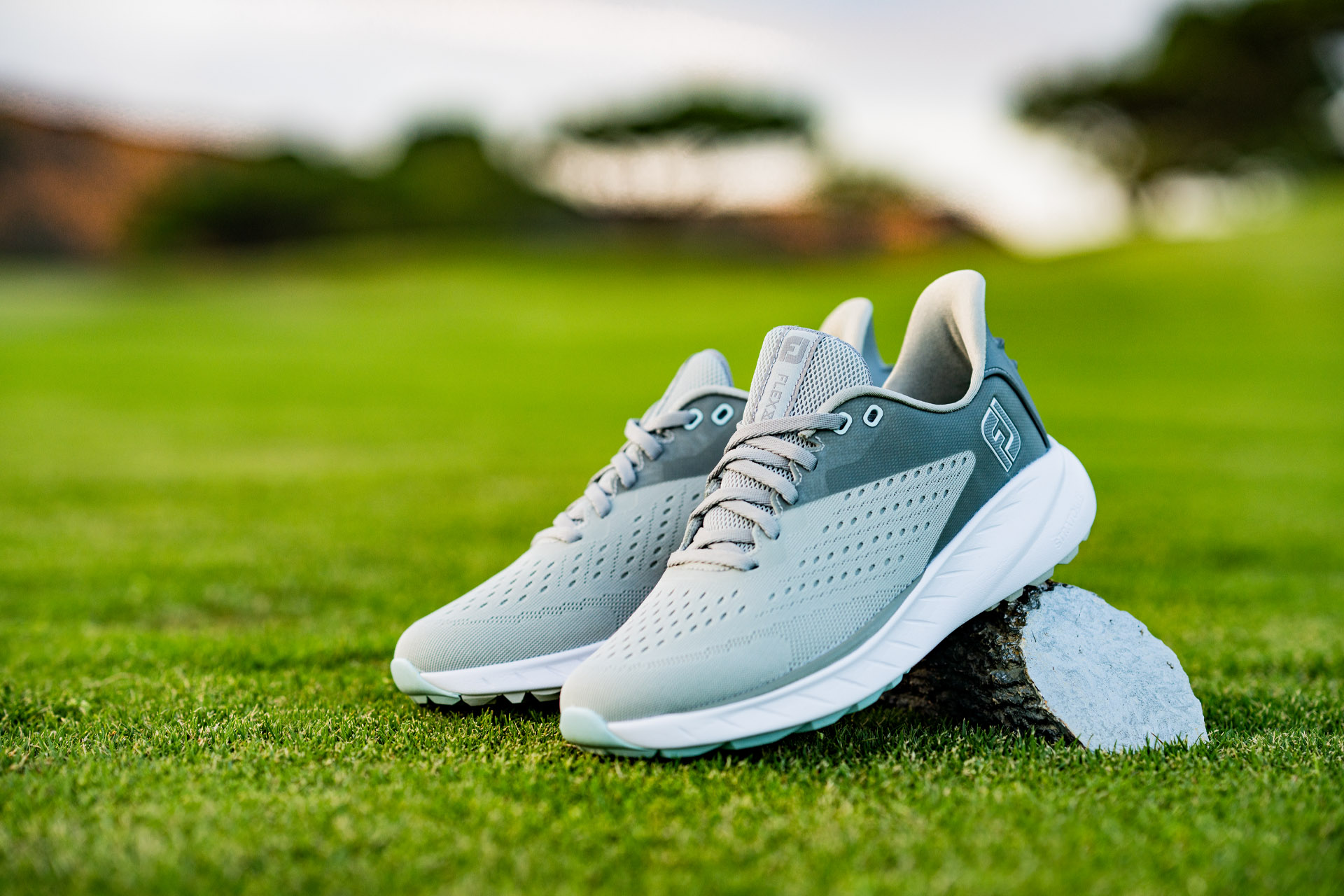 Stratos upgrade headlines FootJoy's AW22 golf shoe collection