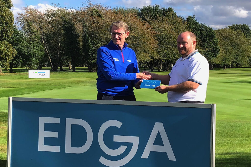 OLIVER wins with EDGA's Tony Bennett (left)