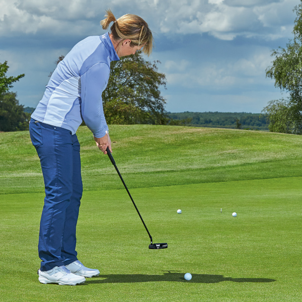 Sophie Walker putting drill