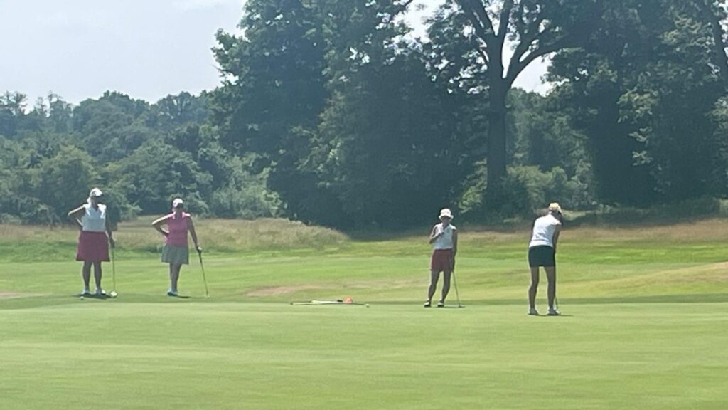Its hot on the greens at The Caversham